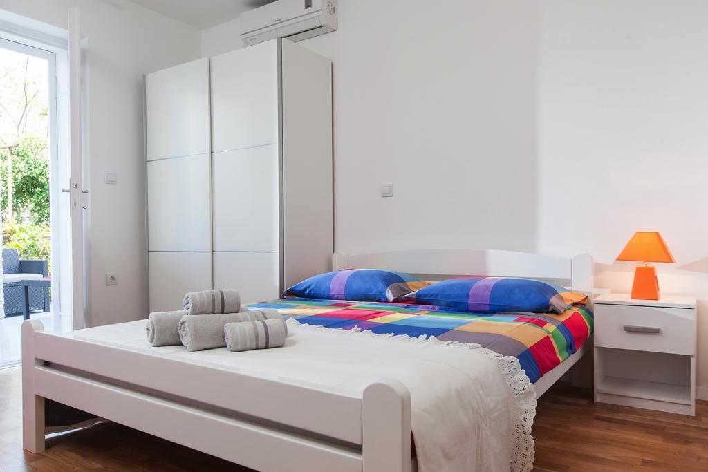 Apartments Filipeti Makarska Exterior foto